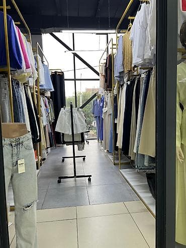 Часть бутика, 20 м², Караван, С ремонтом, Действующий, С оборудованием
