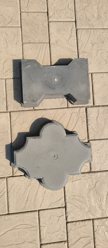 Продаю формы для брусчатки . новые. оптом 
ватс апп