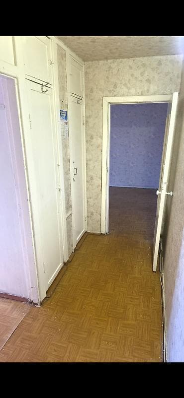 Недвижимость: 2 комнаты, 4 мкр Собственник, Без животных, от 1 года, Без мебели — 1