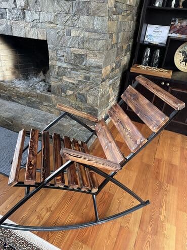 деревянное кресло: Деревянная кресло-качалка от производителя. Изготовлена из — 3