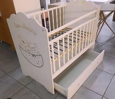 Отдам даром манеж и теплые детские женские вещи одежду и обувь и at lalafo.kg Отдам даром манеж и теплые детские женские вещи одежду и обувь и