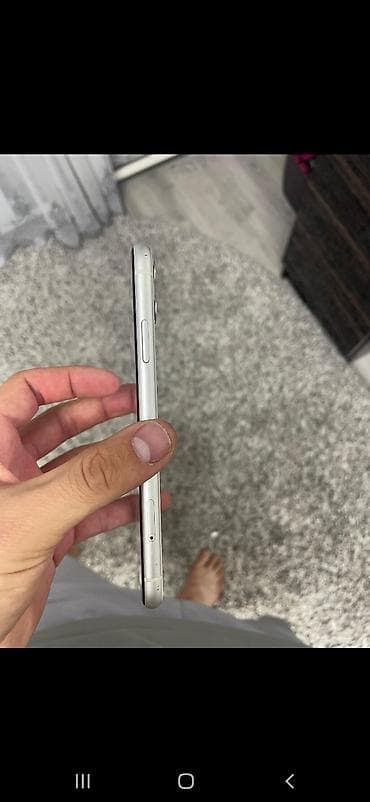 Мобильные телефоны: IPhone 11, Белый, Коробка — 3