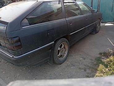Audi 100: 1987 г., 2.2 л, Механика, Универсал