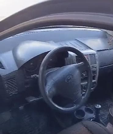 4: Hyundai Getz: 2004 г., 1.4 л, Механика, Бензин, Хэтчбэк — 2