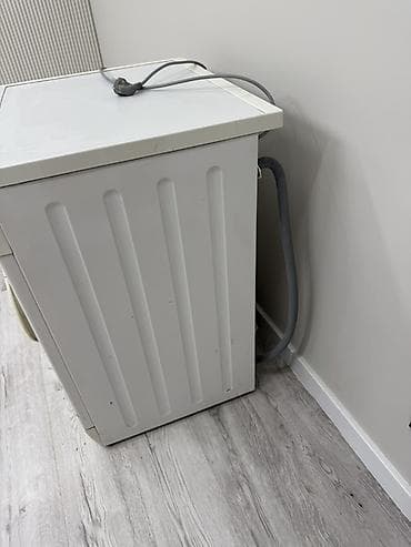 sli: Стиральная машина Bosch Maxx 6, фронтальная загрузка б/у нерабочая — 4