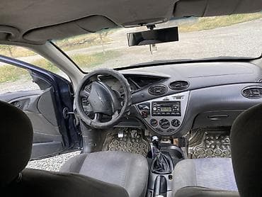 Ford Focus: 2001 г., 1.8 л, Механика, Бензин