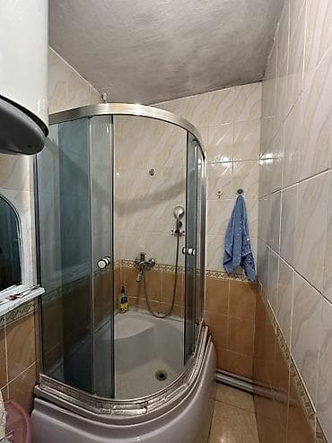 Батирлер: 3 бөлмө, 62 м², 104-серия, 3 кабат, Эски ремонт — 9