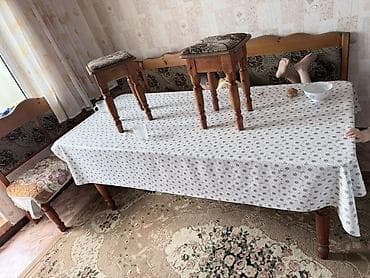 Кухонный стол из массива дерева - Классическая прямоугольная форма