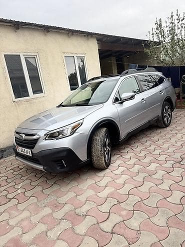 Subaru Outback: 2022 г., 2.5 л, Вариатор, Бензин, Универсал