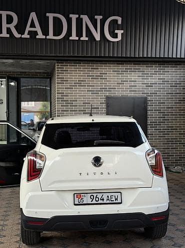 geely mongaro: Ssangyong Tivoli: 2019 г., 1.5 л, Автомат, Бензин, Кроссовер — 3