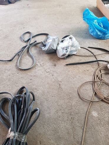 запчасти на тойота сурф в бишкеке: Toyota Land Cruiser Prado 95, резинки дверей, Тойота Ленд Крузер Прадо — 3