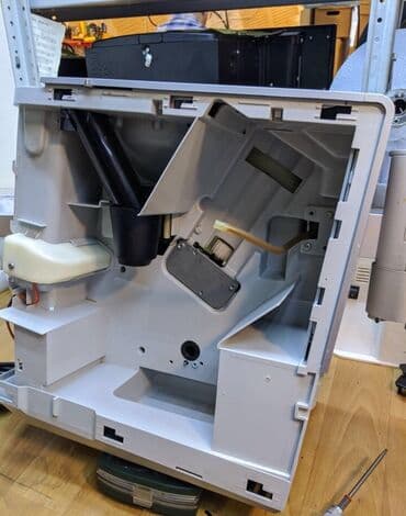 профессиональная автоматическая кофемашина для кофейни: Ремонт кофемашины Бесплатная диагноcтика и выeзд! Гарантия дo 1 годa — 8