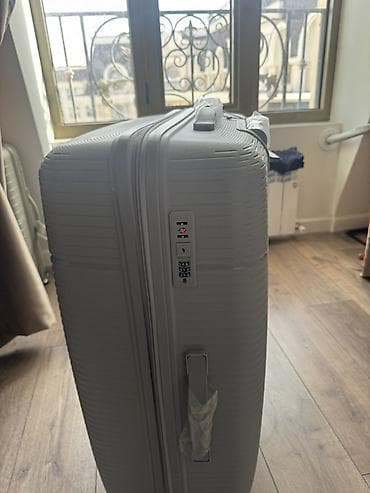 smart sensor: Чемодан, Новый, Материал: Пластик, Большой (более 70 л), Водонепроницаемость, Вращающиеся колеса на 360°, На колесах — 2