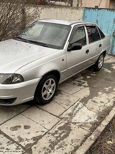 skyline r32: Daewoo Nexia: 2012 г., 1.6 л, Механика, Бензин, Седан — 3