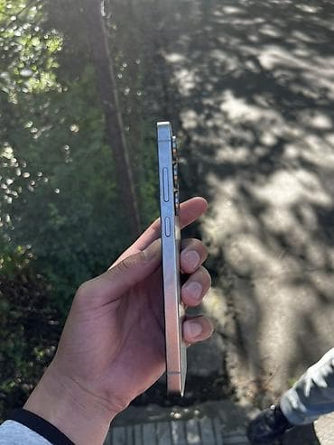 galaxy note20: Samsung Galaxy S25 Ultra, Б/у, 256 ГБ, цвет - Серебристый, 1 SIM, eSIM — 2