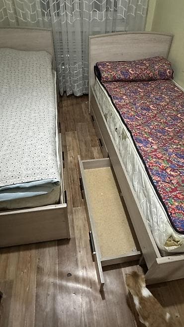 витринные полки б у: Продаю спальный гарнитур, две односпальные кровати, и один большой — 2