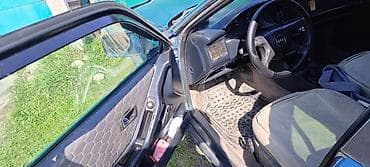 vw t4: Audi 80: 1990 г., Ручные, Бензин, Седан — 6