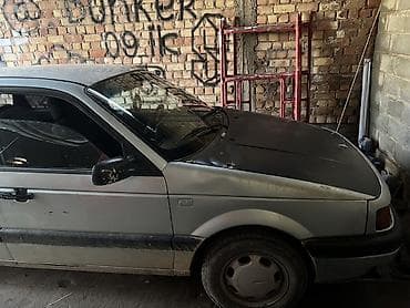 Volkswagen Passat: 1994 г., 2 л, Кол менен иштөөчү, Бензин, Седан — 8
