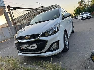 step 2: Chevrolet Spark: 2018 г., 1 л, Вариатор, Бензин, Хэтчбэк — 3