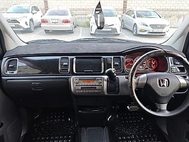 машина бесплатно: Honda Stepwgn: 2005 г., 2 л, Автомат, Бензин, Минивэн — 4