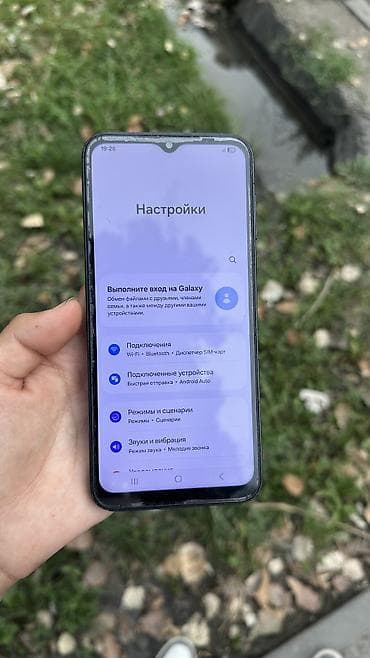 apple display: Samsung Galaxy A14, Б/у, 4 ГБ, цвет - Черный, 1 SIM, 2 SIM, eSIM — 4
