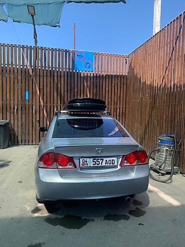 Honda Civic: 2008 г., 1.3 л, Гибрид, Седан