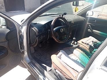 гаражный распродажа: Volkswagen : 2003 г., 1.6 л, Механика, Бензин, Универсал — 4