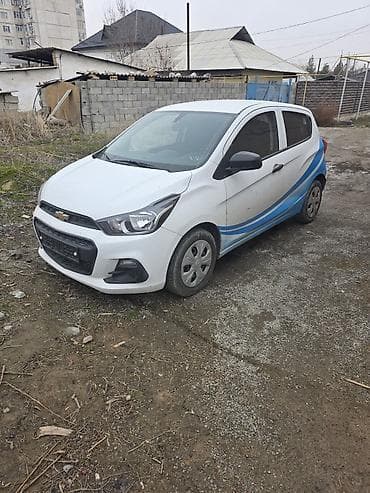 matiz 3: Chevrolet Spark: 2017 г., 1 л, Автомат, Бензин, Хэтчбэк — 6