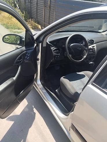 mazda 232: Ford Focus: 2001 г., Автомат, Бензин, Универсал — 6
