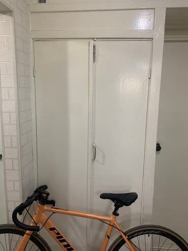 буу терезе эшик: Деревянные окна и двери для квартиры/дома Состав: - Окно — 2