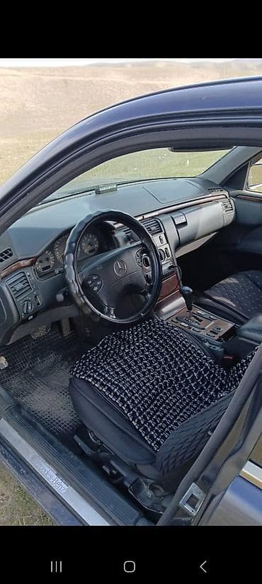 замок мерс 210: Mercedes-Benz E-Class: 2001 г., 2.2 л, Автомат, Дизель, Седан — 4