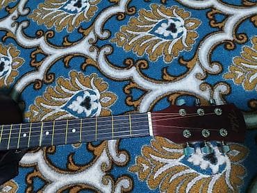 акардион бишкек: Гитара сатылат почти жаңы размер 38 баасы 2800сом кеми бар гитара ошто — 3