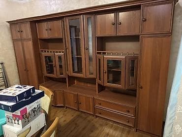финская стенка: Гостиная/стенка модульная из ЛДСП/МДФ под тёмный орех. В отличном — 3