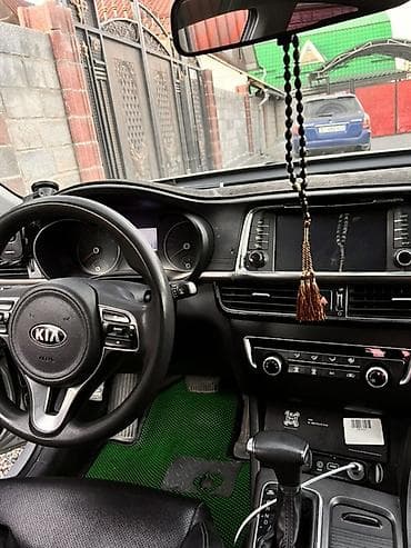 aux кассета: Kia K5: 2017 г., 2 л, Автомат, Газ, Седан — 2