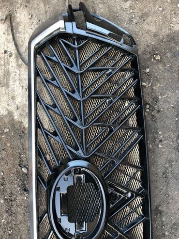 купить сетку для решетки радиатора: Решетка радиатора Toyota 2016 г., Б/у, Оригинал — 4