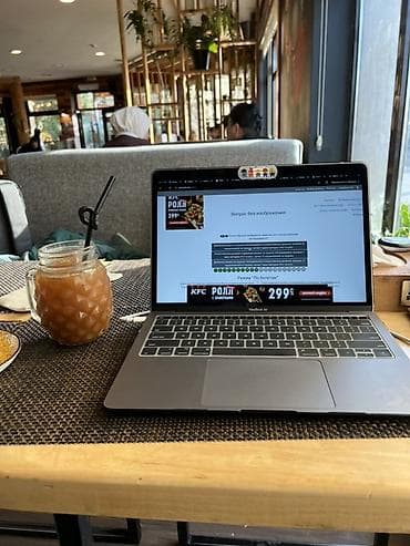 m1: Apple MacBook Air 13" Характеристики: - Диагональ экрана: 13" - — 1