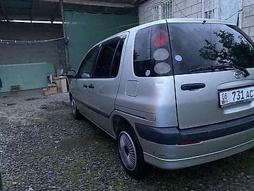для такси авто: Toyota Raum: 2000 г., 1.5 л, Автомат, Бензин, Минивэн — 4