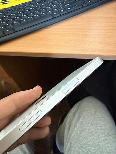 canon rf: IPhone 13, Б/у, Белый, 97 % — 3