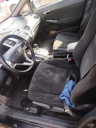 34 е: Honda Civic: 2009 г., 1.4 л, Вариатор, Гибрид, Седан — 5