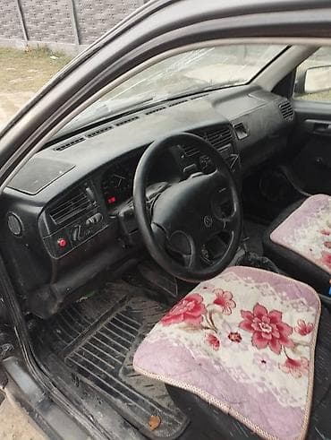 кузов жетта: Volkswagen Golf: 1992 г., 1.8 л, Механика, Бензин, Хэтчбэк — 3