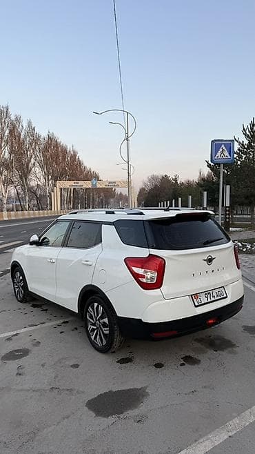 Ssangyong: Ssangyong Tivoli: 2019 г., 1.5 л, Автомат, Бензин, Кроссовер — 4