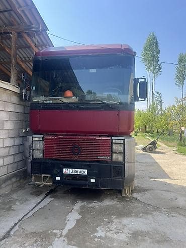 матор тди 2 9: Тягач, Renault, 1993 г., Цистерна — 2