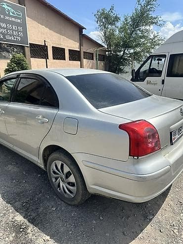 Toyota Avensis: 2003 г., 1.8 л, Автомат, Бензин, Седан — 8