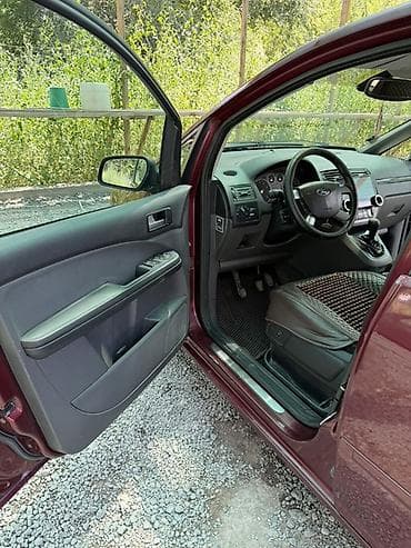 лада 21999: Ford Focus: 2004 г., 1.8 л, Механика, Бензин, Универсал — 10