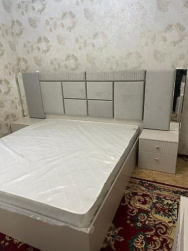 прикроватные тумбочки из экокожи: Спальный гарнитур, Б/у, Двуспальная кровать, Шкаф, Комод, Белоруссия, ДСП, Самовывоз, цвет - Бежевый — 2