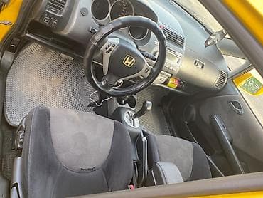 Honda Jazz: 2007 г., 1.4 л, Вариатор, Бензин, Хэтчбэк — 5