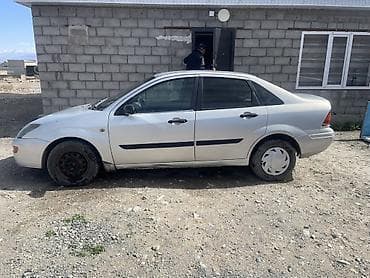 sprinter 315: Ford Focus: 2003 г., 2 л, Автомат, Бензин, Седан — 3