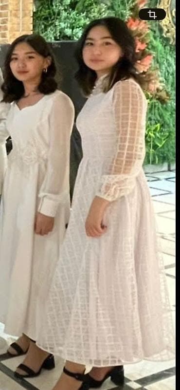 русалка платье: Белое нарядное платье миди с длинным рукавом - Силуэт: расклёшенная — 1