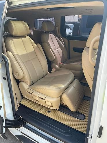 подстаканник е39: Kia Carnival: 2019 г., 2.2 л, Автомат, Дизель, Минивэн — 10