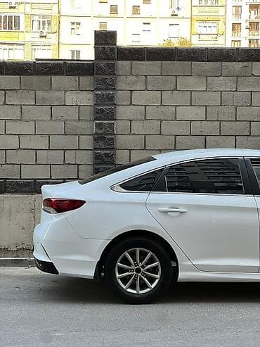 byd e2 2019: Hyundai Sonata: 2020 г., 2 л, Автомат, Бензин, Седан — 5